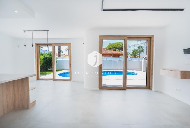 D'occasion - Villa -
Orihuela Costa - Cabo Roig