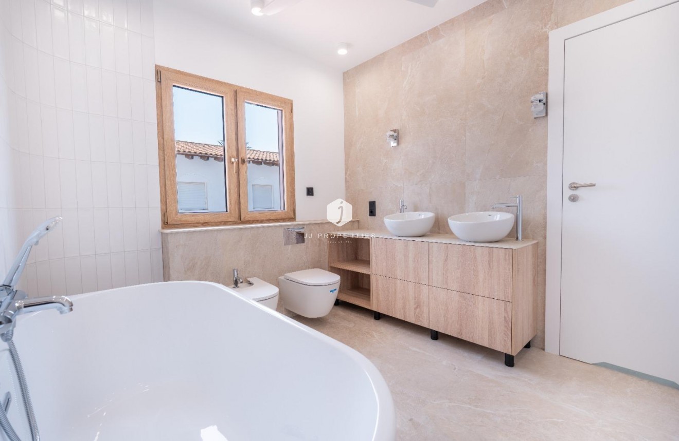 D'occasion - Villa -
Orihuela Costa - Cabo Roig