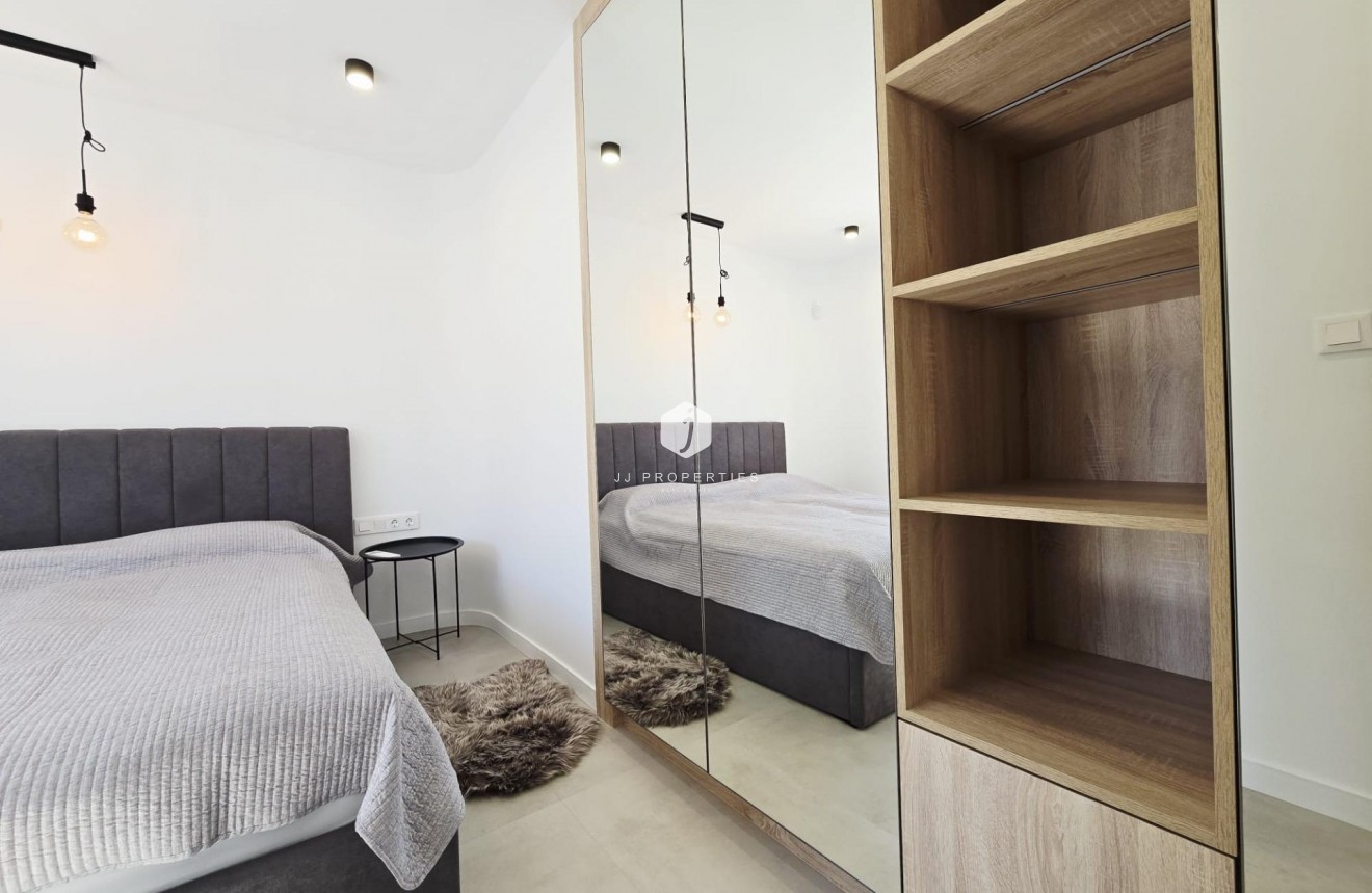 D'occasion - Villa -
Orihuela Costa - Cabo Roig