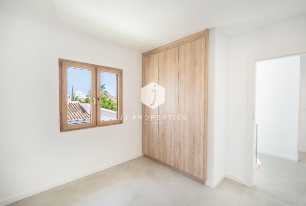 D'occasion - Villa -
Orihuela Costa - Cabo Roig