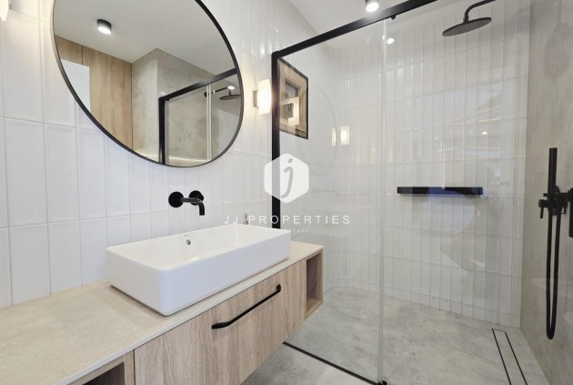 D'occasion - Villa -
Orihuela Costa - Cabo Roig