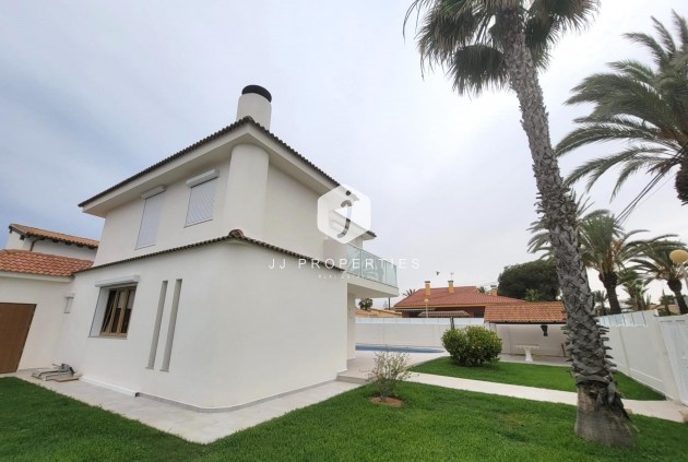 D'occasion - Villa -
Orihuela Costa - Cabo Roig