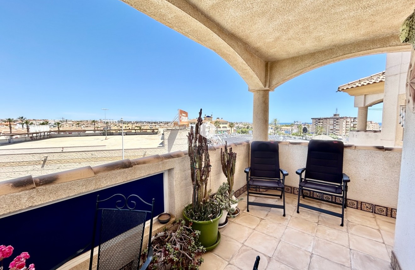 Resale - Apartment / flat -
La Zenia - Costa Blanca