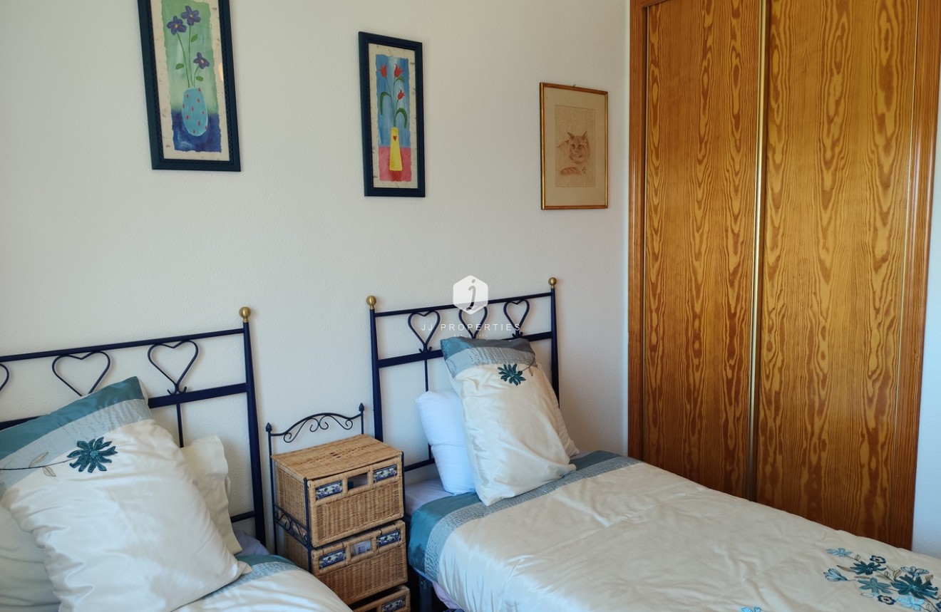 Resale - Apartment / flat -
La Zenia - Costa Blanca