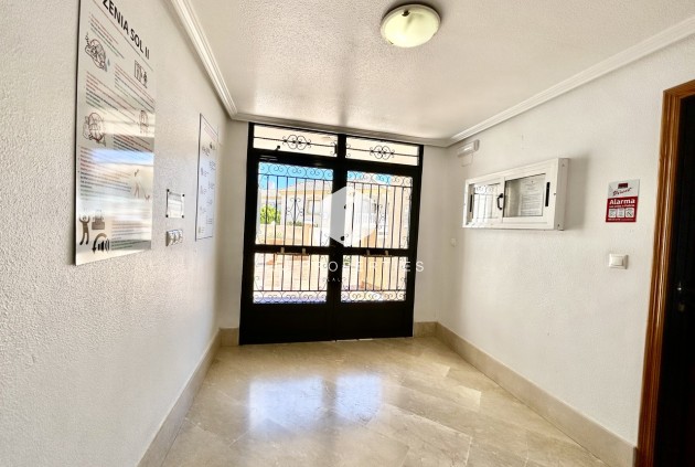 Resale - Apartment / flat -
La Zenia - Costa Blanca