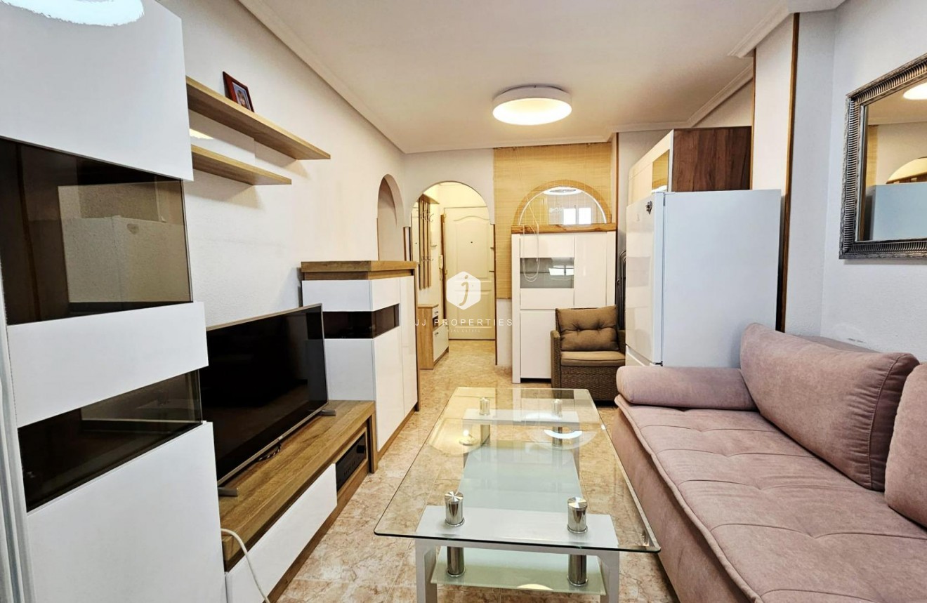 Tweedehands - Appartement / flat -
Torrevieja - Nueva Torrevieja