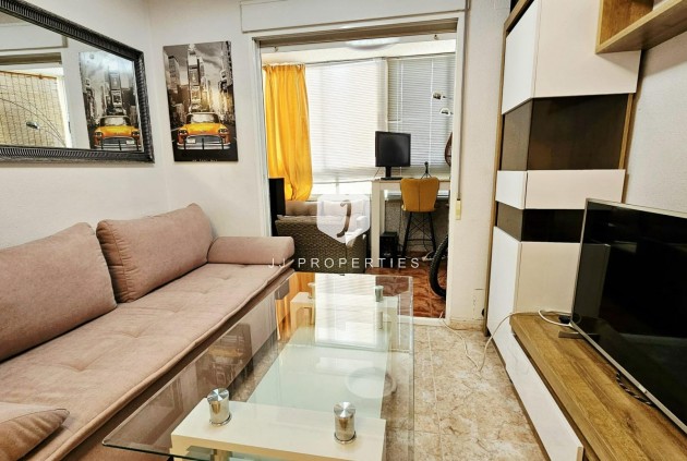 Tweedehands - Appartement / flat -
Torrevieja - Nueva Torrevieja