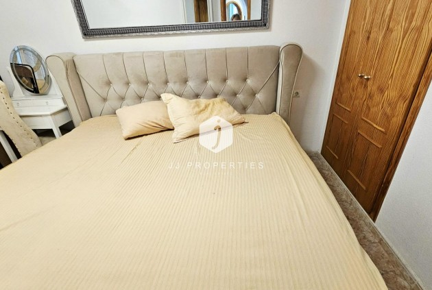 Tweedehands - Appartement / flat -
Torrevieja - Nueva Torrevieja