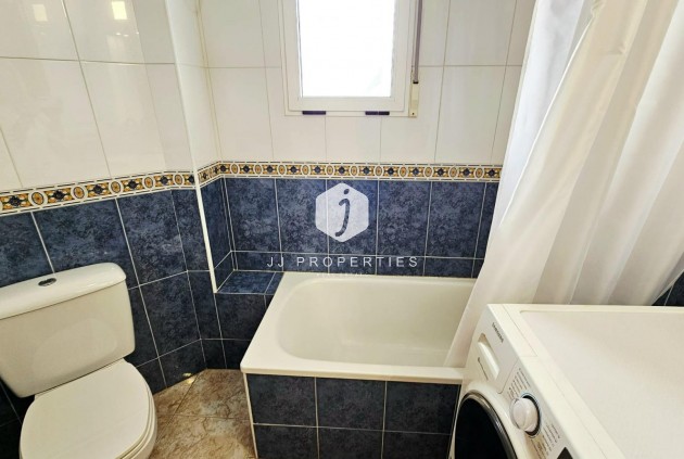 Tweedehands - Appartement / flat -
Torrevieja - Nueva Torrevieja