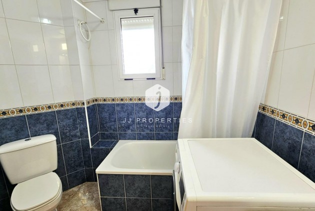 Tweedehands - Appartement / flat -
Torrevieja - Nueva Torrevieja