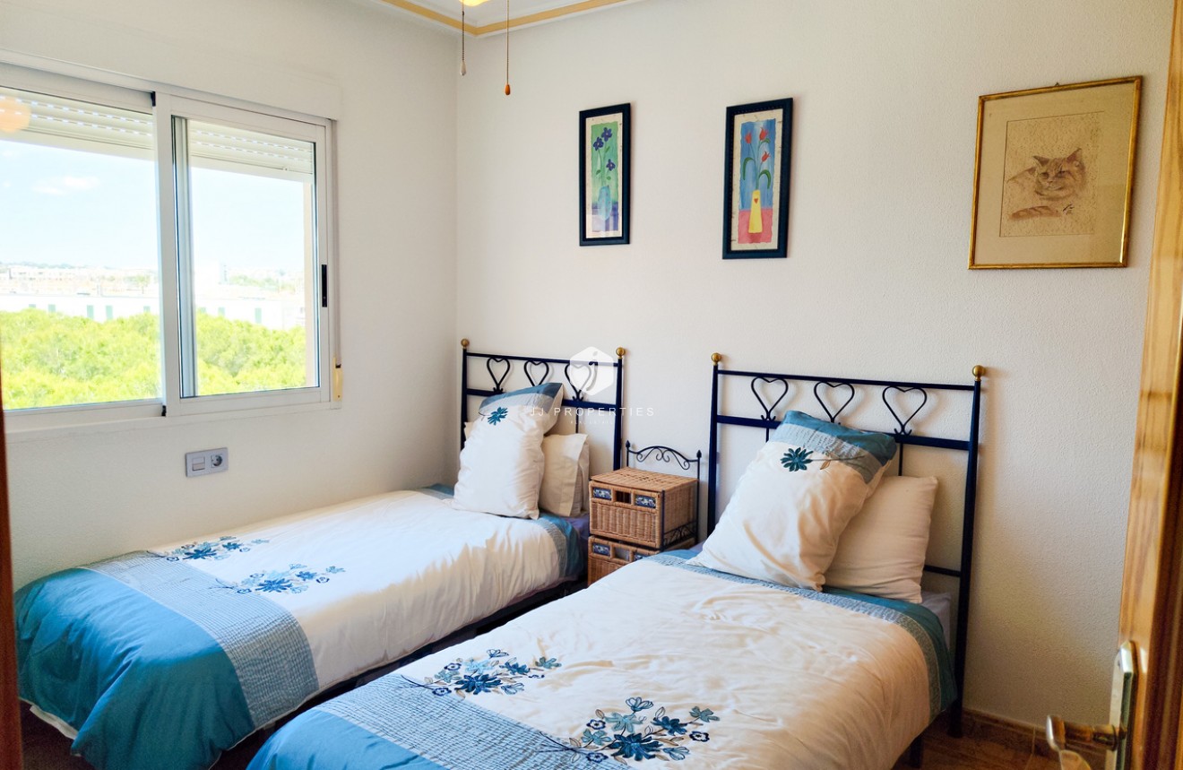 Resale - Apartment / flat -
La Zenia - Costa Blanca