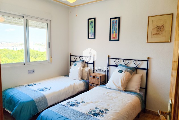 Resale - Apartment / flat -
La Zenia - Costa Blanca