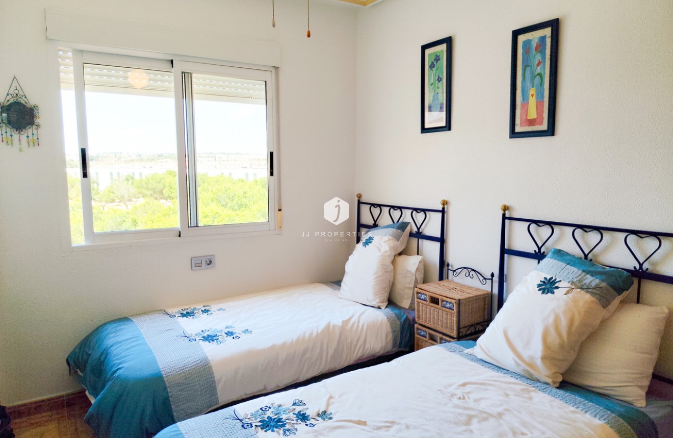 Resale - Apartment / flat -
La Zenia - Costa Blanca