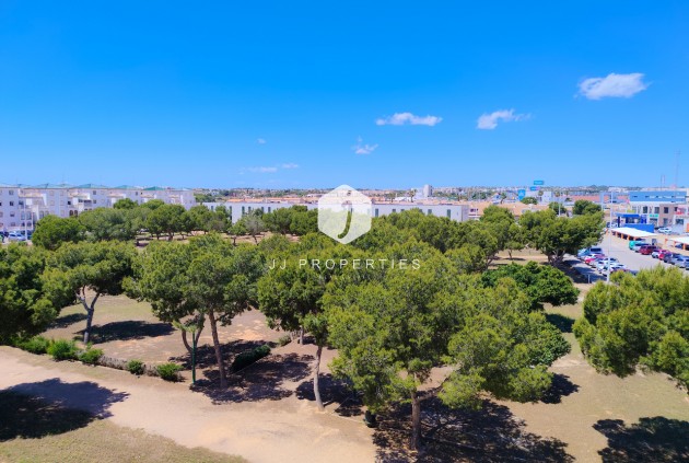 Resale - Apartment / flat -
La Zenia - Costa Blanca