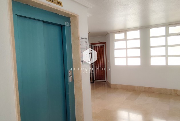 Resale - Apartment / flat -
La Zenia - Costa Blanca