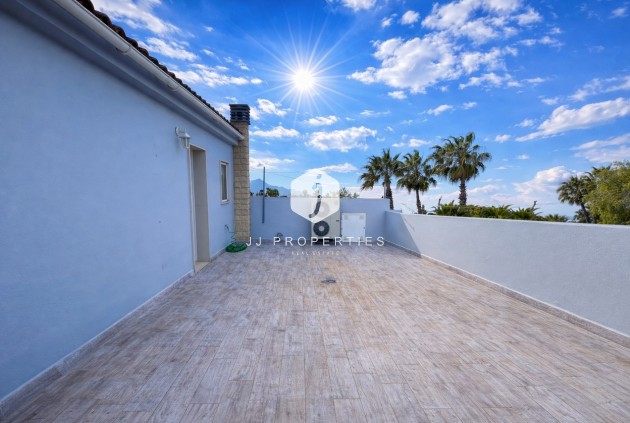 Resale - Villa -
Catral - Costa Blanca