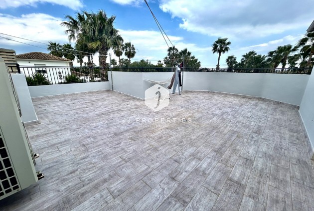 Resale - Villa -
Catral - Costa Blanca