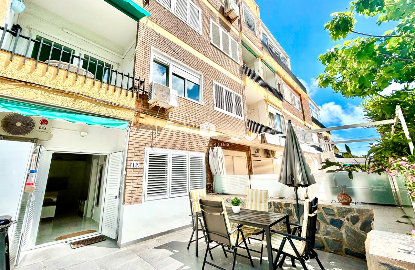 Resale - Apartment / flat -
La Zenia - Costa Blanca