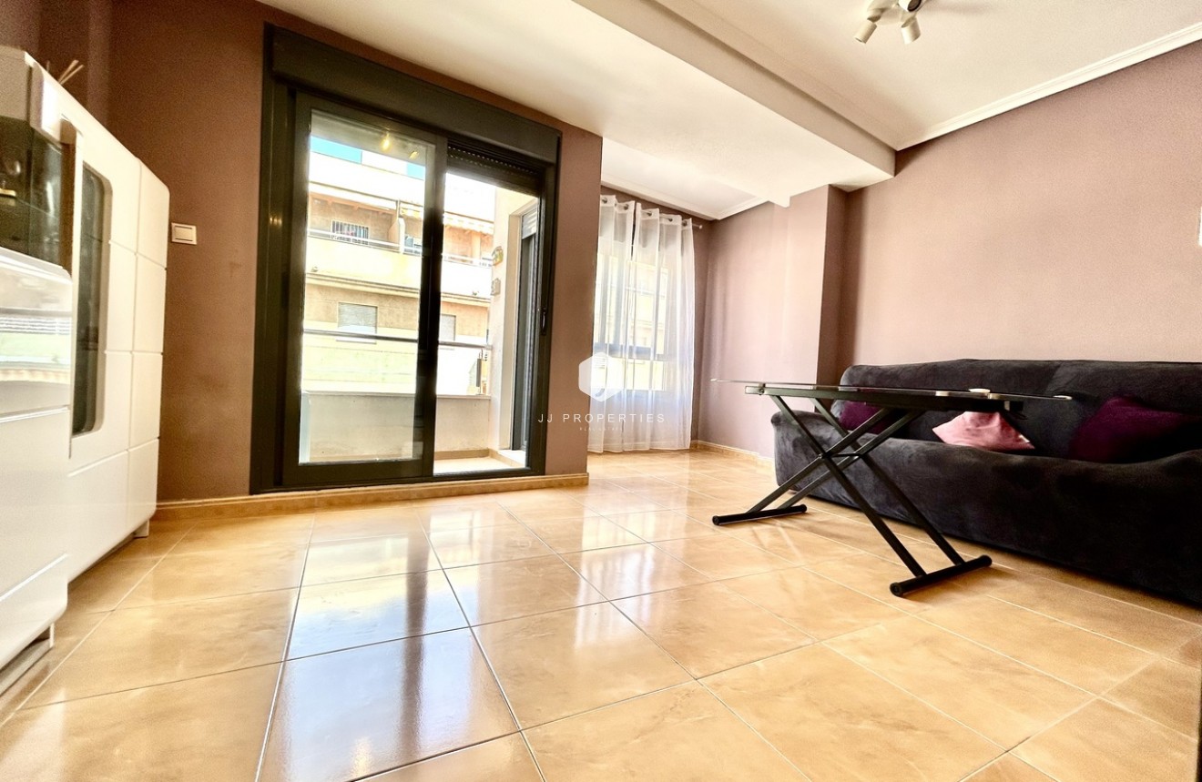 Tweedehands - Appartement / flat -
Torrevieja - Costa Blanca