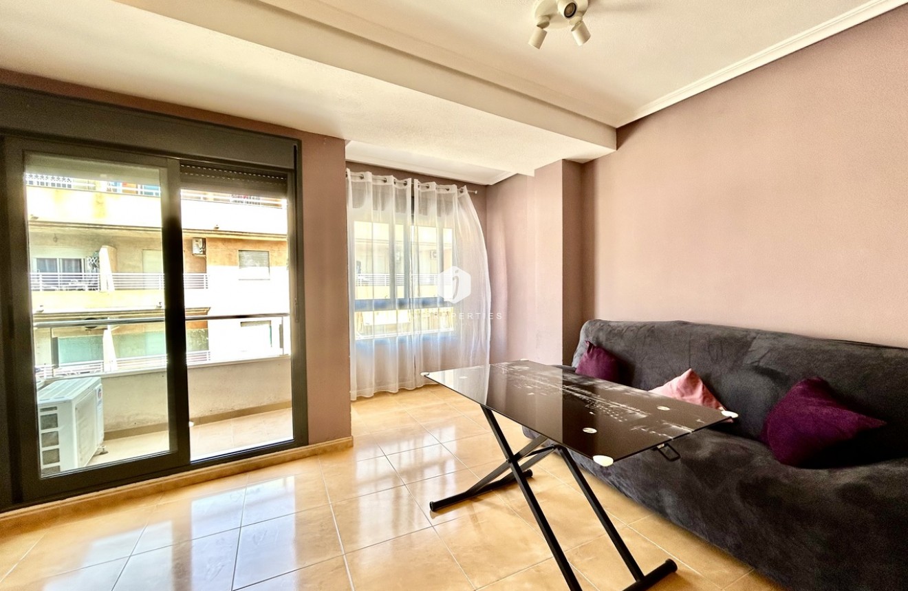Tweedehands - Appartement / flat -
Torrevieja - Costa Blanca