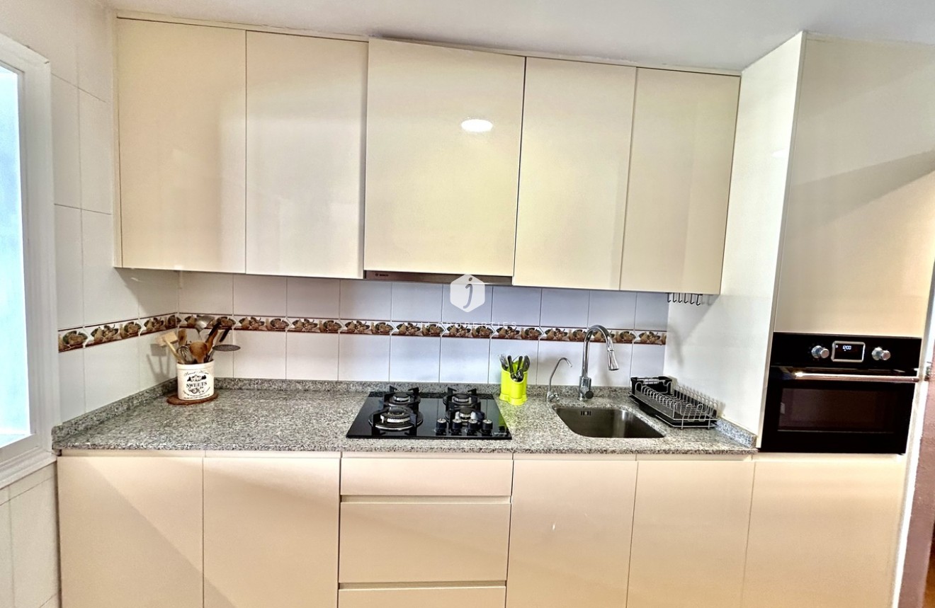 Tweedehands - Appartement / flat -
Torrevieja - Costa Blanca