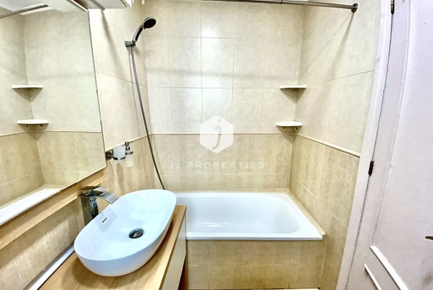 Tweedehands - Appartement / flat -
Torrevieja - Costa Blanca