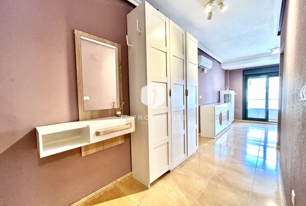 Tweedehands - Appartement / flat -
Torrevieja - Costa Blanca