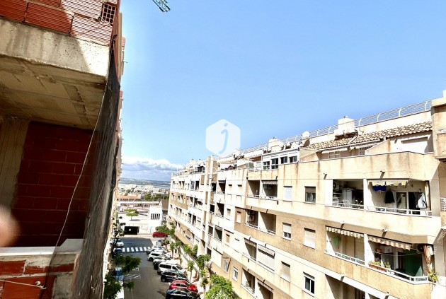 Tweedehands - Appartement / flat -
Torrevieja - Costa Blanca