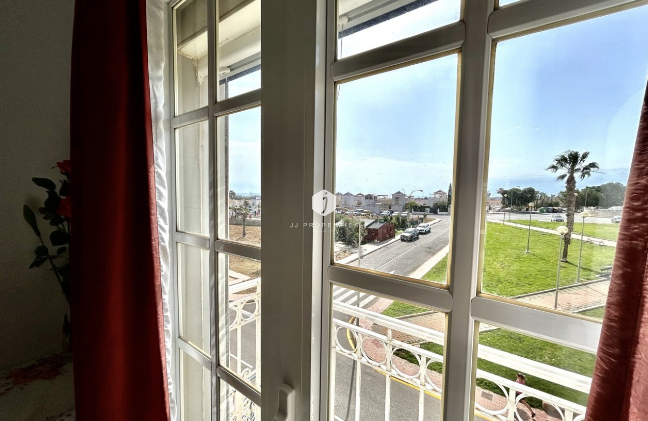 D'occasion - Appartement -
Los Altos - Costa Blanca