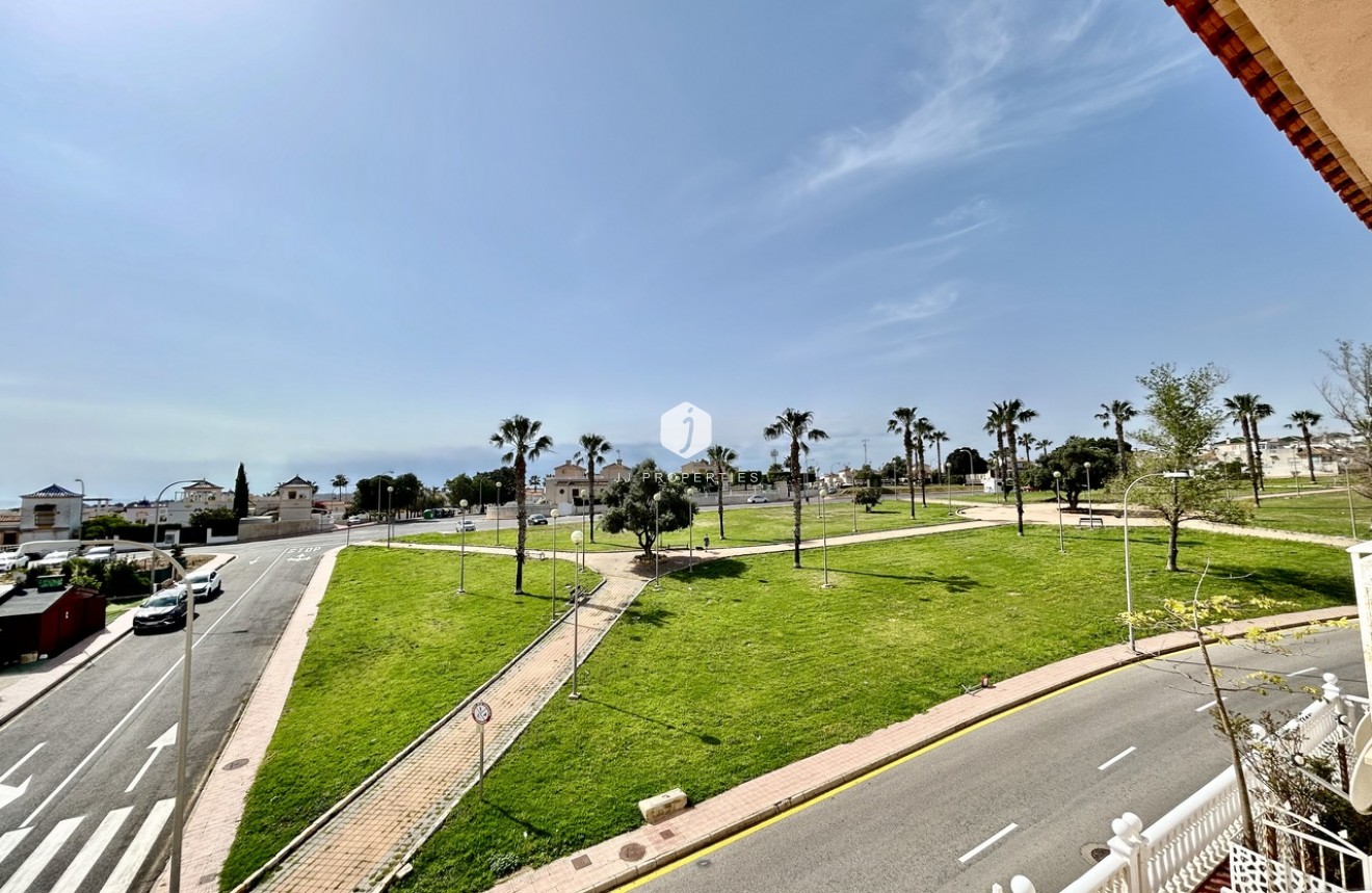 D'occasion - Appartement -
Los Altos - Costa Blanca