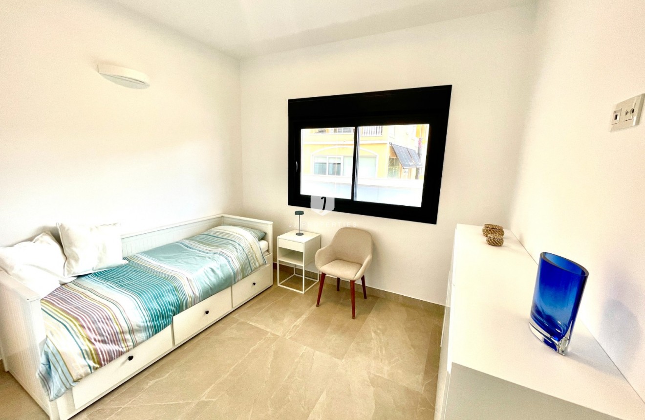 Resale - Apartment / flat -
Benijofar - Costa Blanca