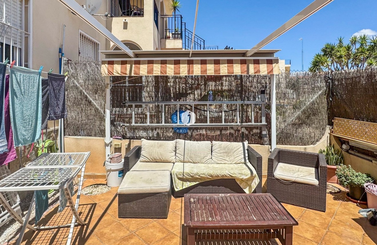 Segunda mano - Bungalow -
Orihuela Costa - Costa Blanca