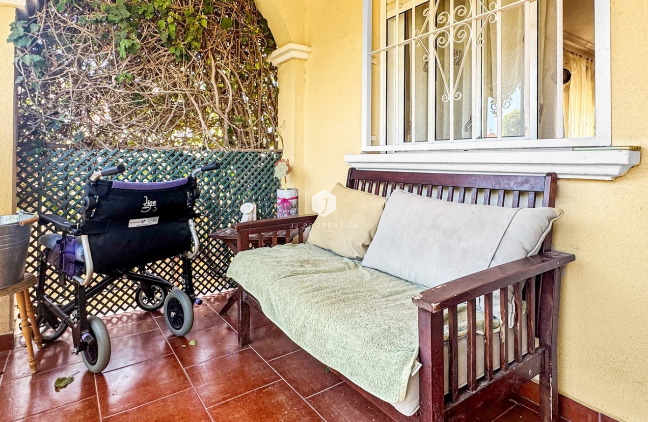 Segunda mano - Bungalow -
Orihuela Costa - Costa Blanca