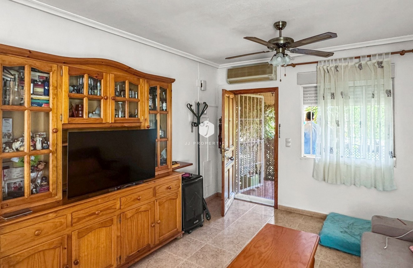 Segunda mano - Bungalow -
Orihuela Costa - Costa Blanca