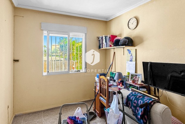 Segunda mano - Bungalow -
Orihuela Costa - Costa Blanca
