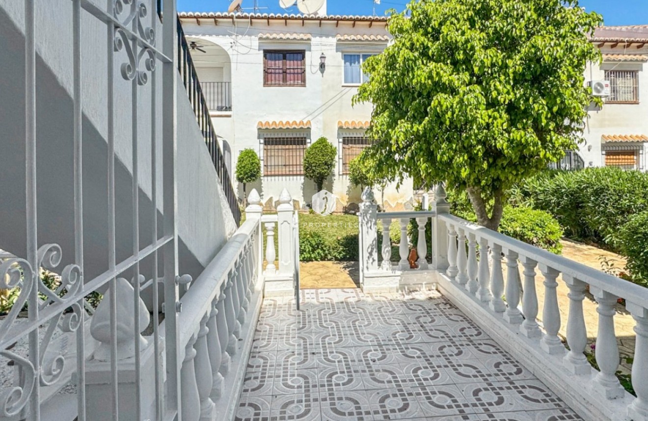 Tweedehands - Bungalow -
Torrevieja - Costa Blanca