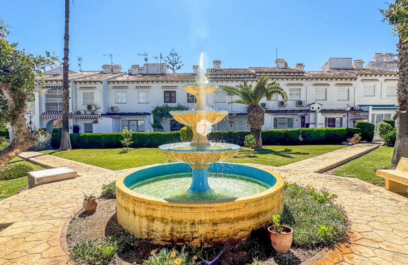 Tweedehands - Bungalow -
Torrevieja - Costa Blanca