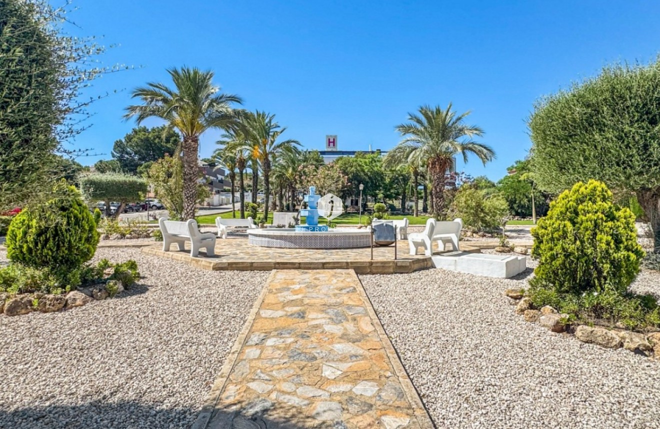 Tweedehands - Bungalow -
Torrevieja - Costa Blanca
