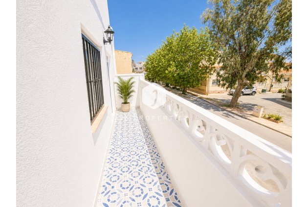 D'occasion - Chalet -
San Fulgencio - Costa Blanca
