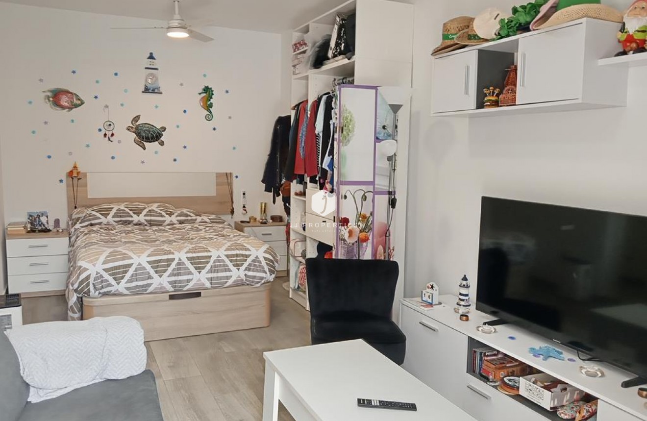 D'occasion - Appartement -
Torrevieja - LA LOMA