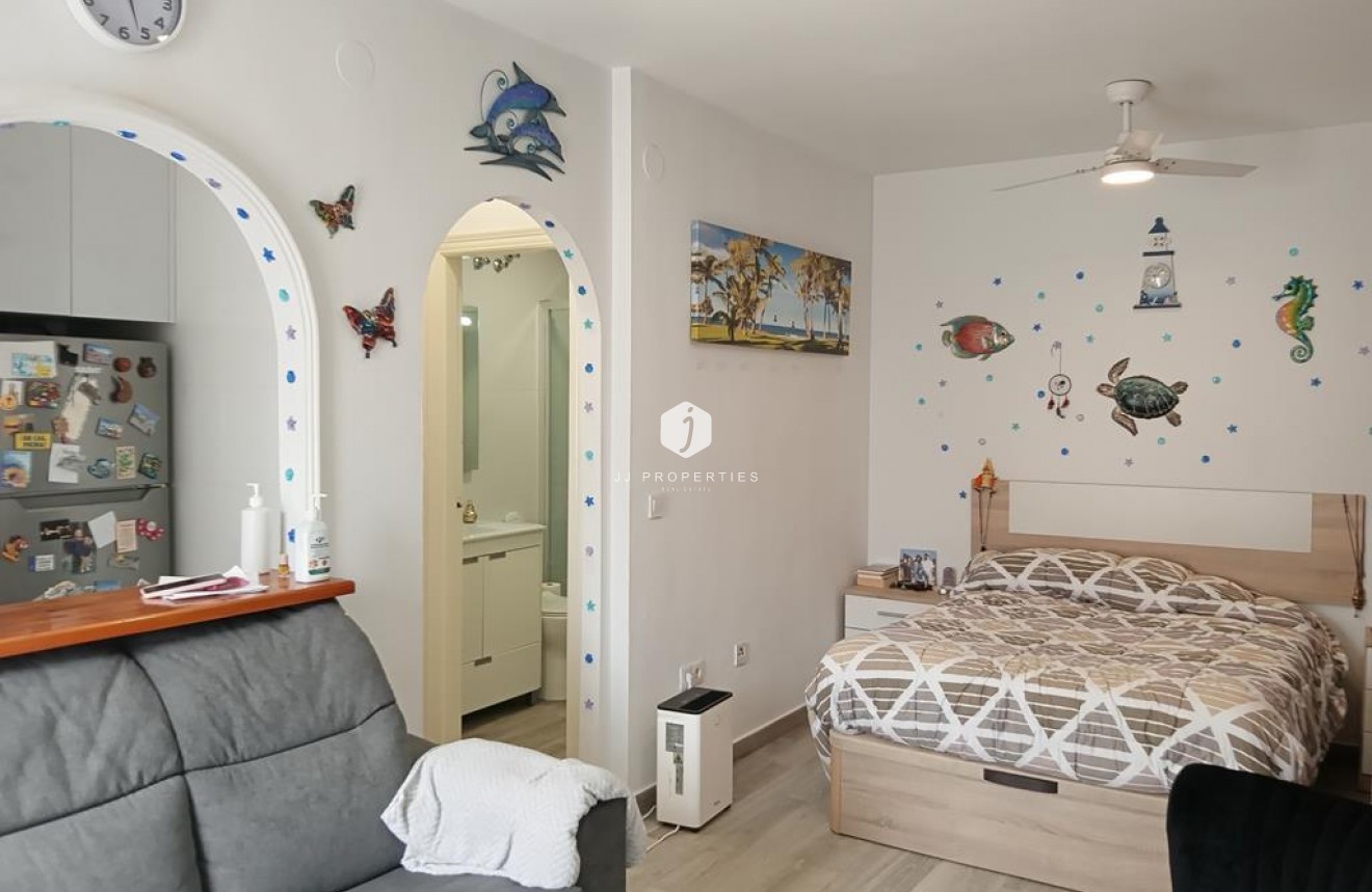 D'occasion - Appartement -
Torrevieja - LA LOMA