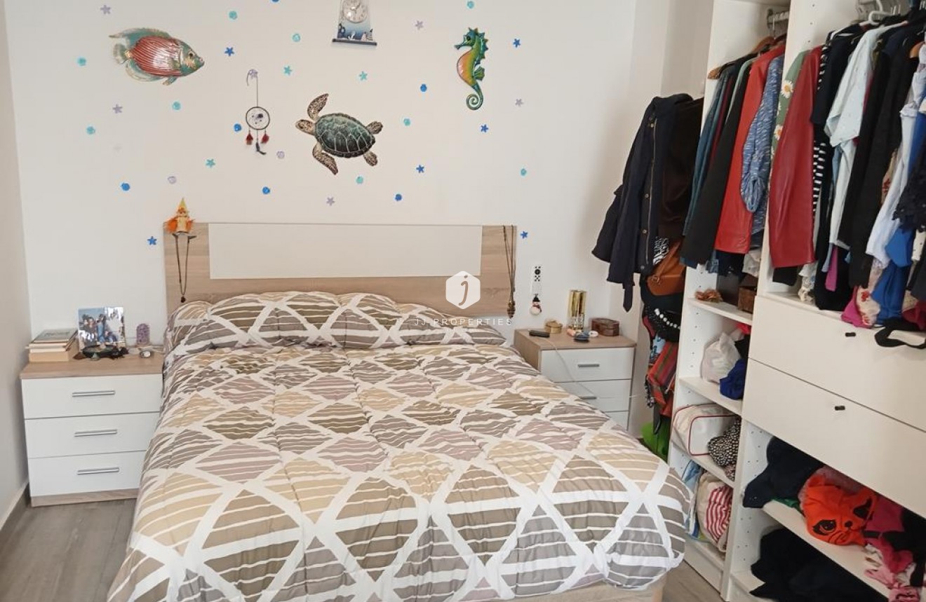 D'occasion - Appartement -
Torrevieja - LA LOMA