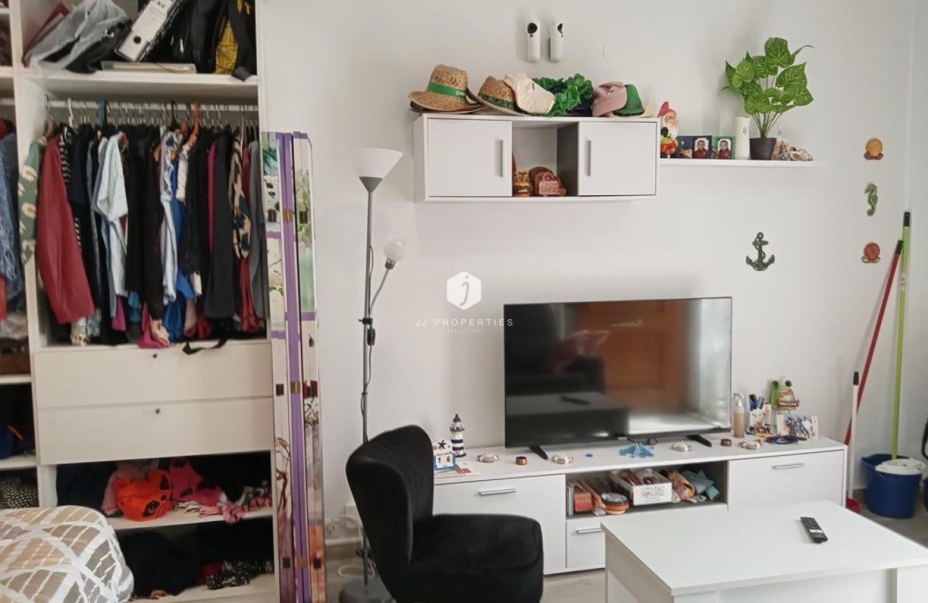 D'occasion - Appartement -
Torrevieja - LA LOMA