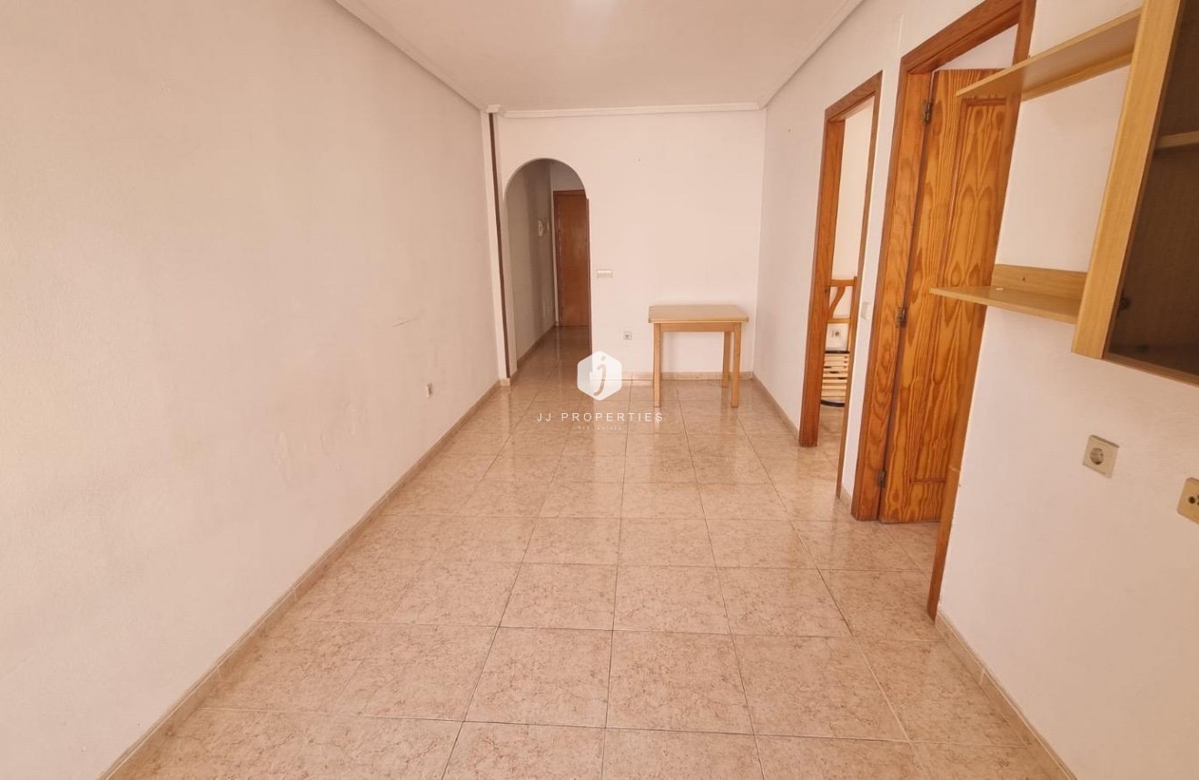 Aus zweiter Hand - Wohnung -
Torrevieja - El molino