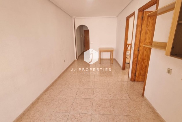 Aus zweiter Hand - Wohnung -
Torrevieja - El molino