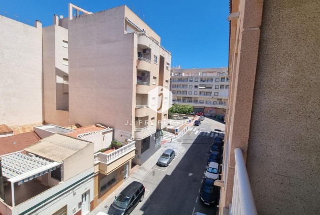 Aus zweiter Hand - Wohnung -
Torrevieja - El molino