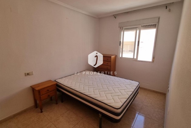 Aus zweiter Hand - Wohnung -
Torrevieja - El molino