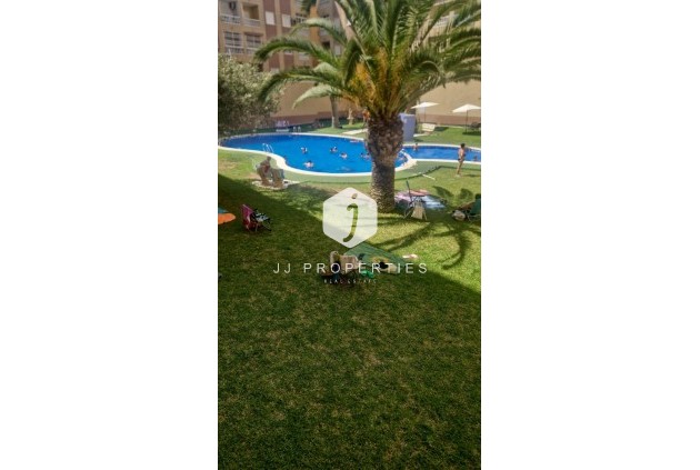 Aus zweiter Hand - Wohnung -
Torrevieja - Centro