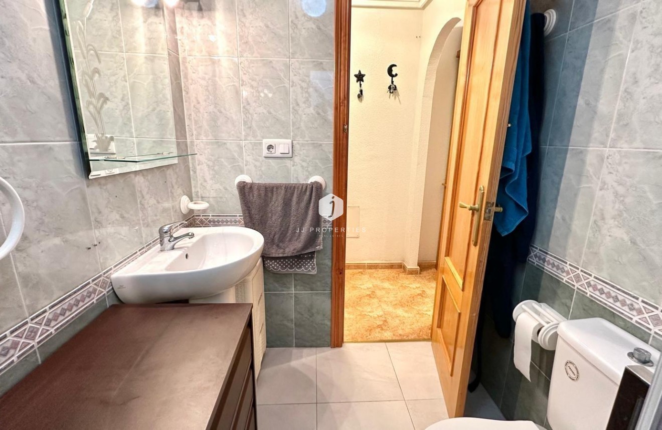 Aus zweiter Hand - Wohnung -
Torrevieja - Centro