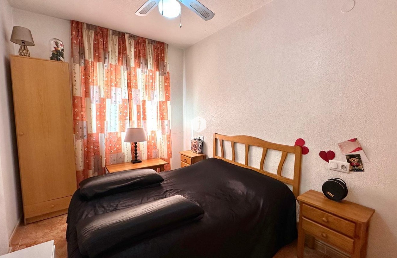 Aus zweiter Hand - Wohnung -
Torrevieja - Centro